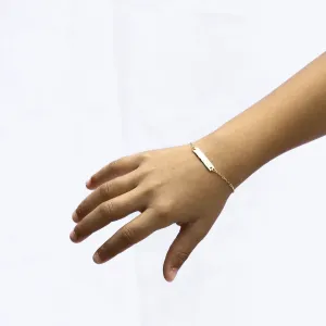 PULSEIRA INFANTIL MASCULINA COM PLACA TRABALHADA PARA GRAVAR NOME  -BANHADO A OURO 18K