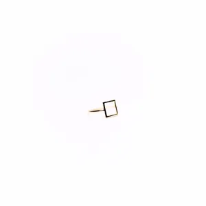 ANEL FORMAS GEOMETRICA QUADRADO Nª18 - BANHADO A OURO 18K