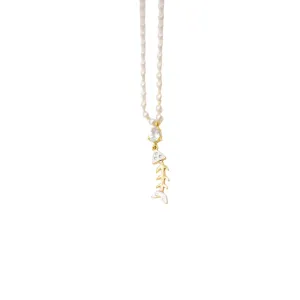 CORRENTE DE PÉROLA COM ESQUELETO DE PEIXE E GOTA ZIRCONIA - BANHADO OURO 18K