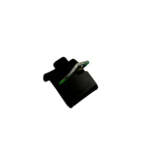 ANEL V ARREDONDADO COM CRAVAÇÃO DE MICRO ZIRCÔNIA CRISTAL Nº 22- BANHADO A OURO 18K