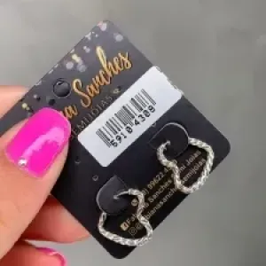 BRINCO ARGOLA CORAÇÃO TORCIDA  - PRATA 925