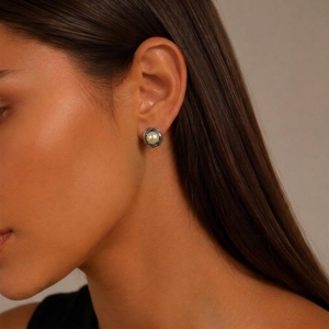 BRINCO PÉROLA TRANÇADA - BANHADO A RÓDIO NEGRO