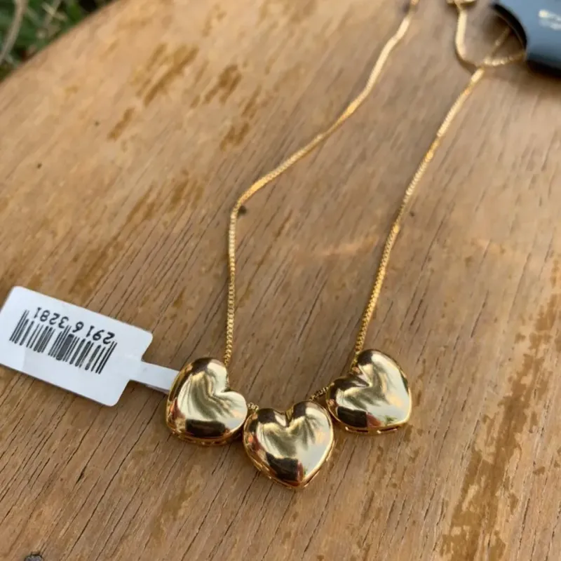 CORRENTE CORAÇÃO TRIPLO CHEIO -BANHADO A OURO 18K