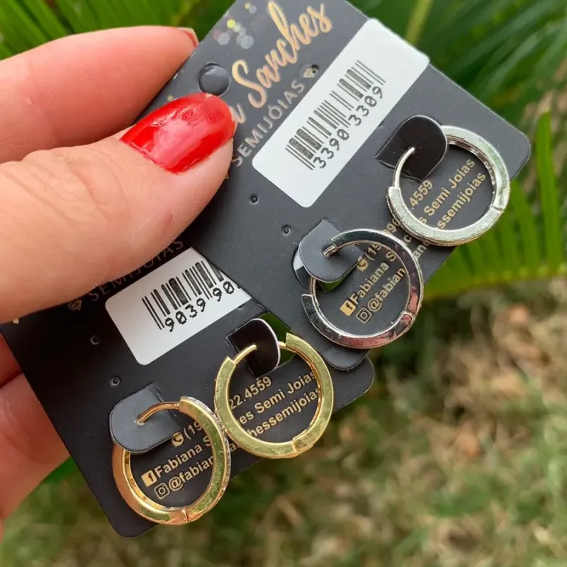 BRINCO ARGOLA REDONDA CRAVEJADO GRANDE- BANHADO A OURO 18K