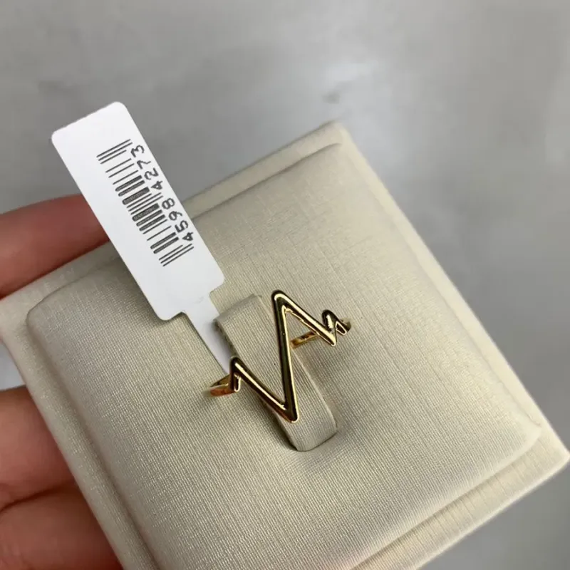 ANEL BATIMENTOS CARDÍACO LISO  Nª18- BANHADO A OURO 18K