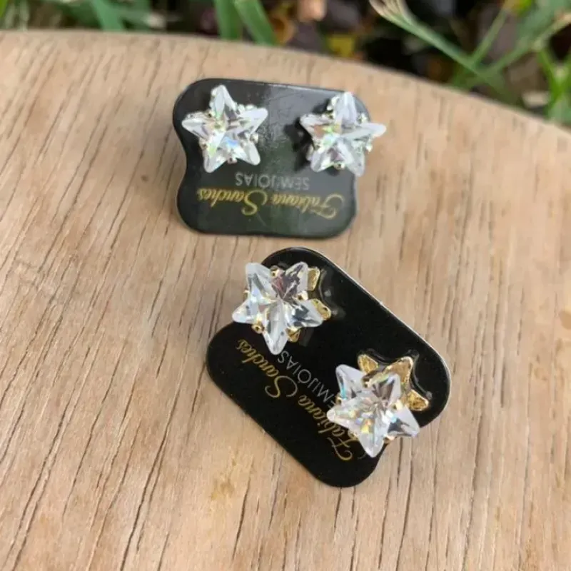 BRINCO PEQUENO ESTRELA EXTRA GRANDE - BANHADO A RÓDIO BRANCO