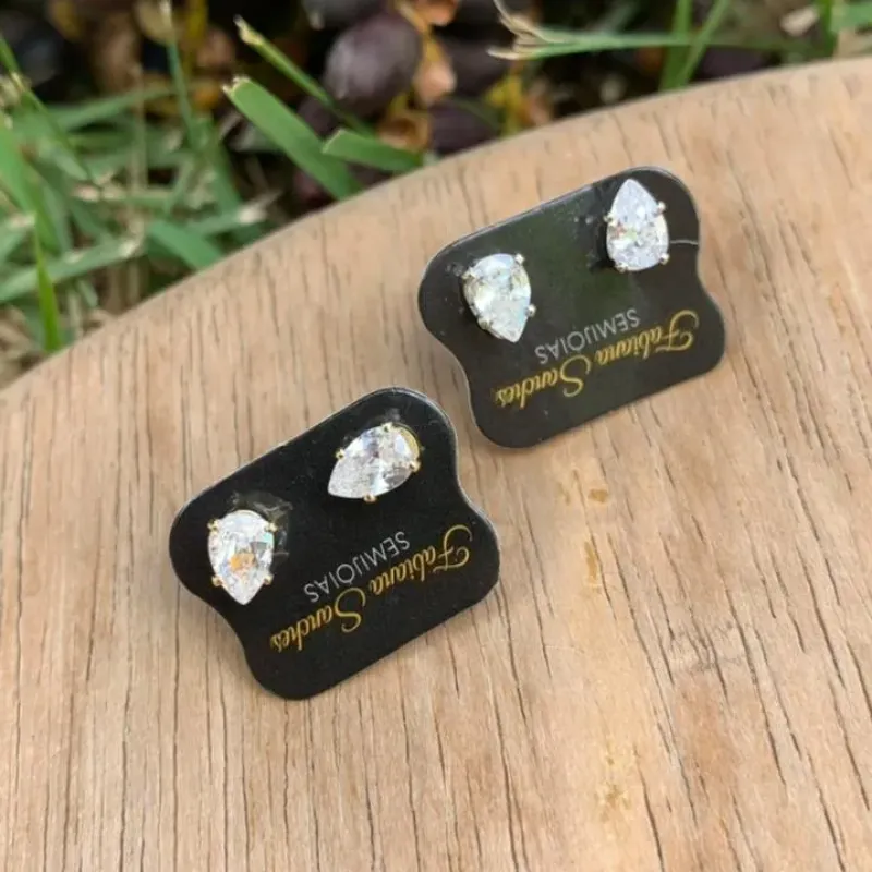 BRINCO PEQUENO GOTA MÉDIO - BANHADO A OURO 18K