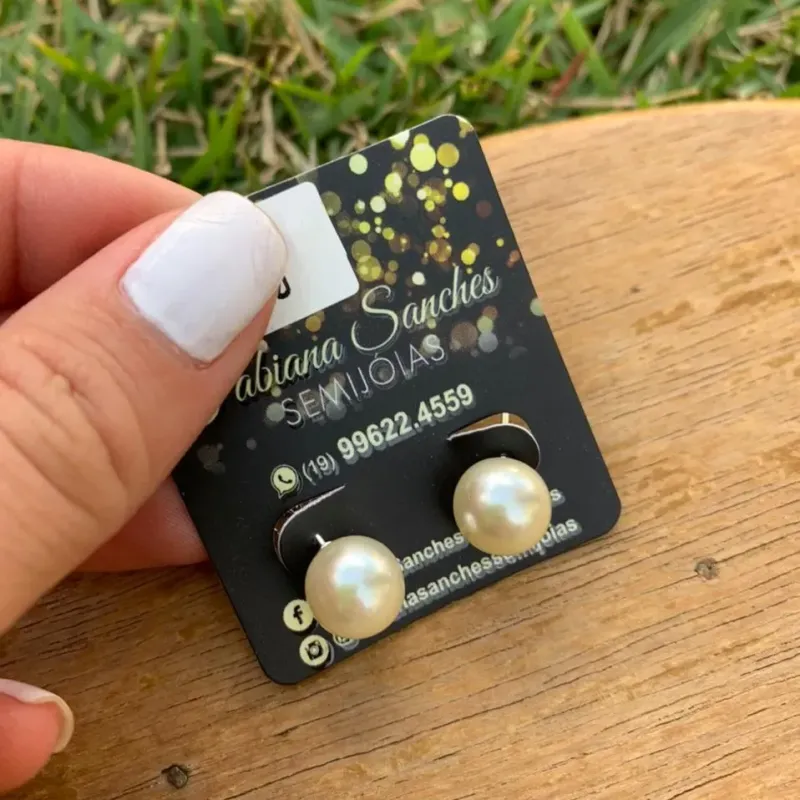 BRINCO PÉROLA ÚNICA - BANHADO A OURO 18K