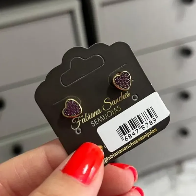 BRINCO CORAÇÃO CRAVEJADO PINK -BANHADO A OURO 18K