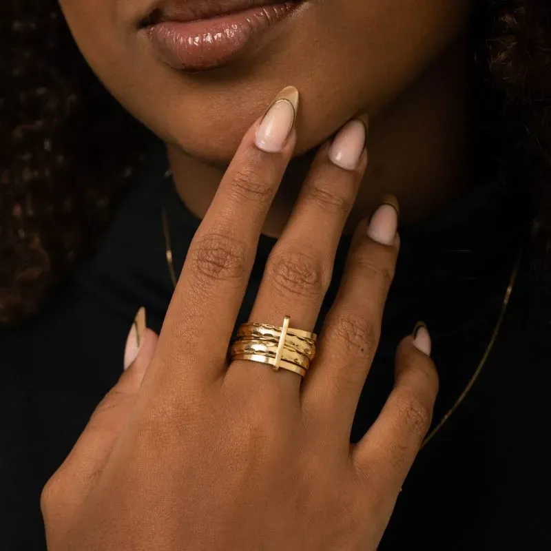 ANEL QUÍNTUPLO TRABALHADO E LISO Nª19 - BANHADO A OURO 18K