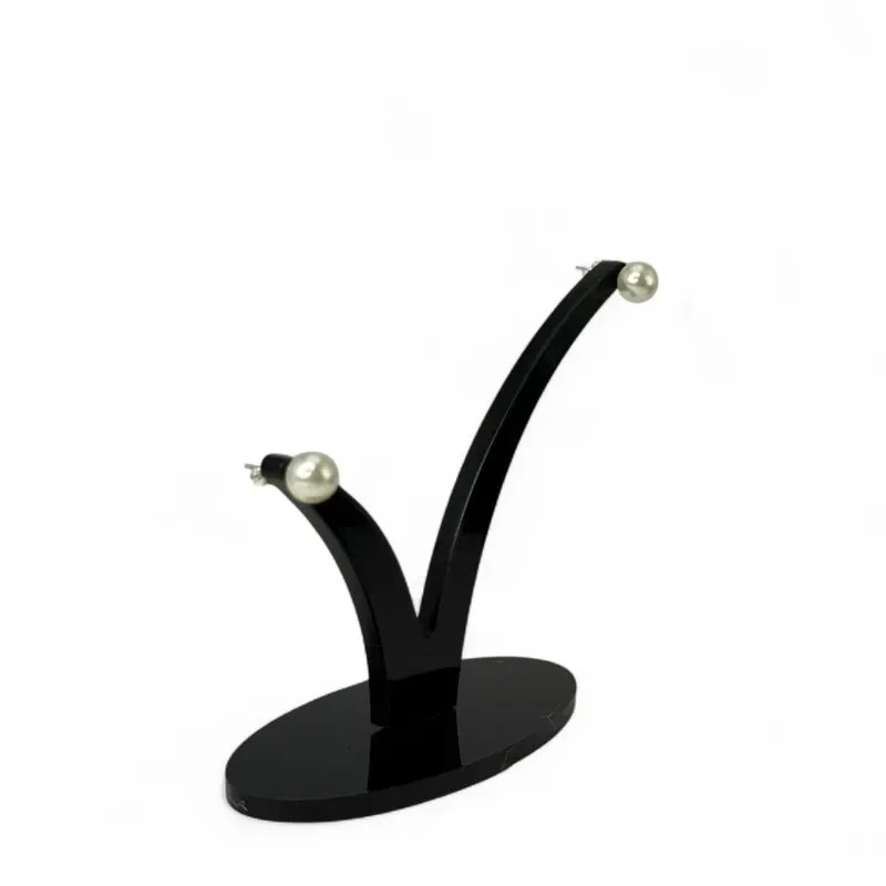 BRINCO PEQUENO PÉROLA GRANDE LISA - BANHADO A PRATA 925