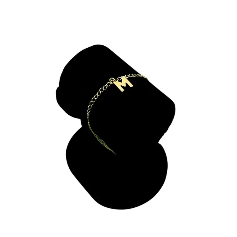 PULSEIRA GRUMET FINO COM INCIAL M- BANHADO A OURO 18K