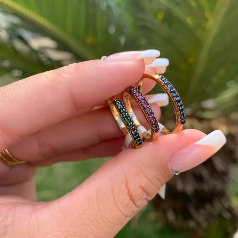 ANEL APARADOR DE ALIANÇA MEIA PEDRINHA AZUL Nº19-  BANHADO A OURO 18K ANEL APARADOR DE ALIANÇA MEIA PEDRINHA AZUL Nº19-  BANHADO A OURO 18K