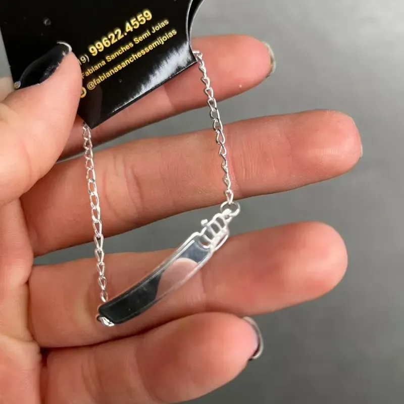 PULSEIRA INFANTIL PLACA COM COROA  VAZADO ELO GRUMET FINO - PRATA 925 PULSEIRA INFANTIL PLACA COM COROA  VAZADO ELO GRUMET FINO - PRATA 925