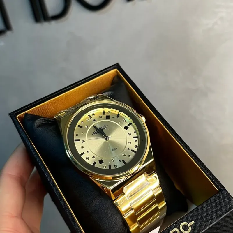 RELÓGIO EURO DOURADO COM INTERIOR ZIRCONIA NEGRA E FUMÉ  - COR OURO RELÓGIO EURO DOURADO COM INTERIOR ZIRCONIA NEGRA E FUMÉ  - COR OURO