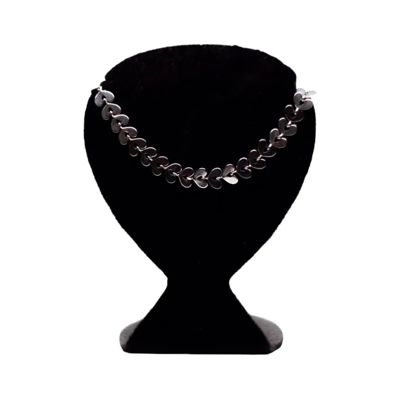 CHOKER FOLHA TIPO CORAÇÃO COM EXTENSOR - BANHADO A RÓDIO BRANCO CHOKER FOLHA TIPO CORAÇÃO COM EXTENSOR - BANHADO A RÓDIO BRANCO