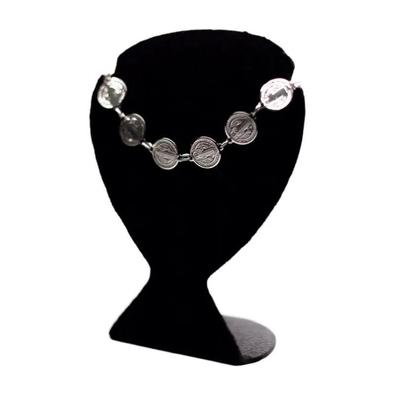 CHOKER SANTO EXPEDITO MEDALHAS COM EXTENSOR- BANHADO A RÓDIO BRANCO CHOKER SANTO EXPEDITO MEDALHAS COM EXTENSOR- BANHADO A RÓDIO BRANCO