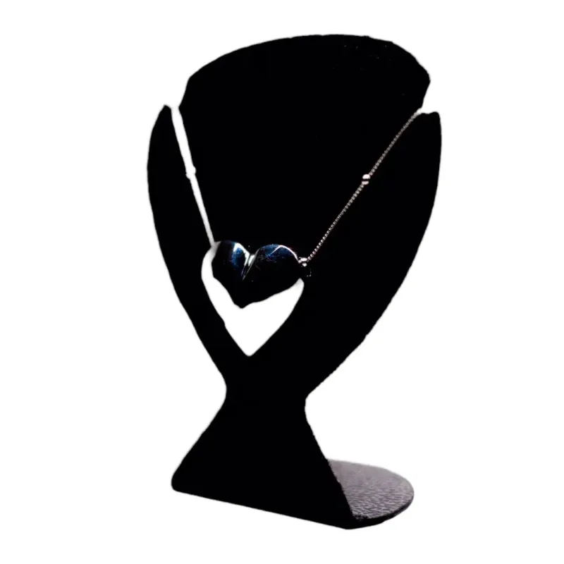 CORRENTE BOLINHA COM CORAÇÃO GRANDE TRABALHADO CHEIO -BANHADO A RÓDIO BRANCO CORRENTE BOLINHA COM CORAÇÃO GRANDE TRABALHADO CHEIO -BANHADO A RÓDIO BRANCO