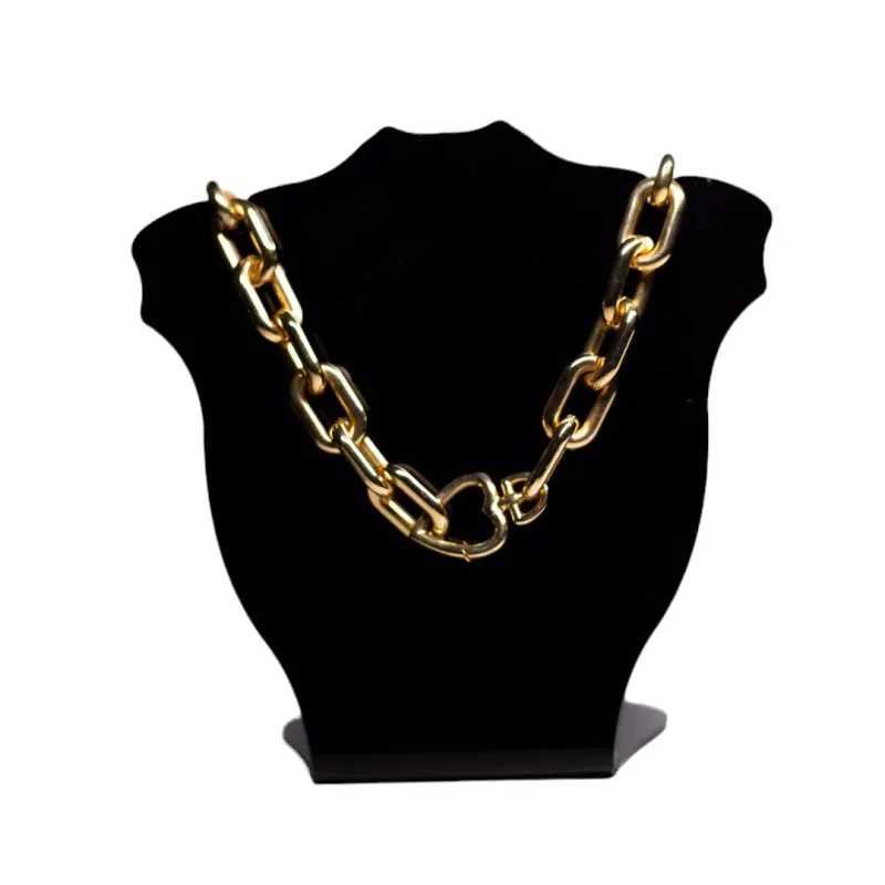 CORRENTE ELOS LARGOS COM CORAÇÃO VAZADO E EXTENSOR -BANHADO A OURO 18K CORRENTE ELOS LARGOS COM CORAÇÃO VAZADO E EXTENSOR -BANHADO A OURO 18K