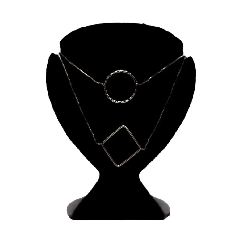 CORRENTE DUPLA FORMAS GEOMÉTRICA BOLA E QUADRADO COM EXTENSOR- BANHADO A RÓDIO NEGRO CORRENTE DUPLA FORMAS GEOMÉTRICA BOLA E QUADRADO COM EXTENSOR- BANHADO A RÓDIO NEGRO