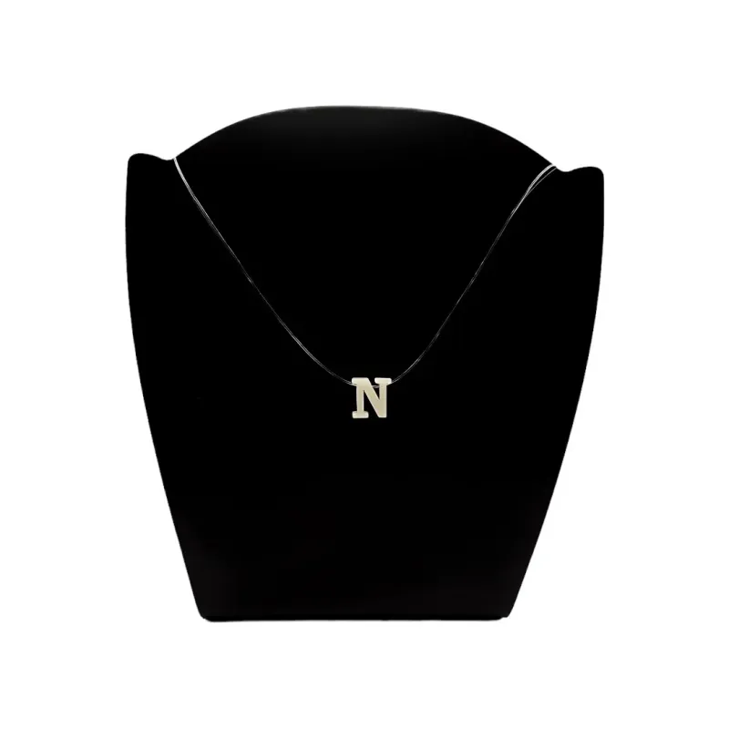 CORRENTE FIO DE SILICONE COM PINGENTE MADREPÉROLA INICIAL N - BANHADO A OURO 18K CORRENTE FIO DE SILICONE COM PINGENTE MADREPÉROLA INICIAL N - BANHADO A OURO 18K