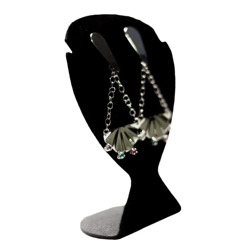 BRINCO MÉDIO LEQUE COM ZIRCONIA COLORS - BANHADO A RÓDIO BRANCO BRINCO MÉDIO LEQUE COM ZIRCONIA COLORS - BANHADO A RÓDIO BRANCO