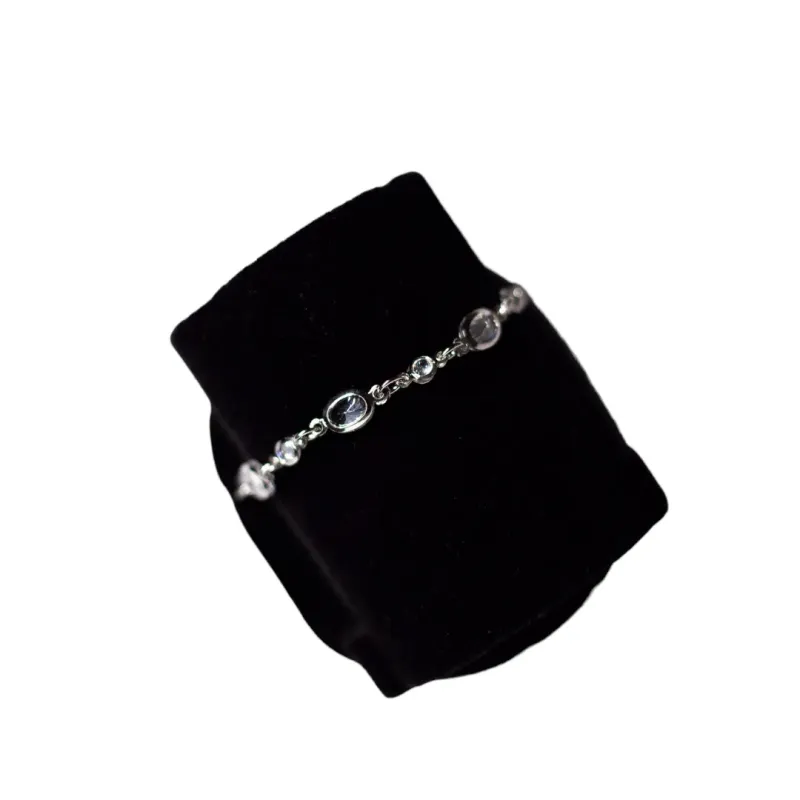 PULSEIRA ELO PORTUGUÊS FINO COM ZIRCONIA OVAL- BANHADO A RÓDIO BRANCO PULSEIRA ELO PORTUGUÊS FINO COM ZIRCONIA OVAL- BANHADO A RÓDIO BRANCO