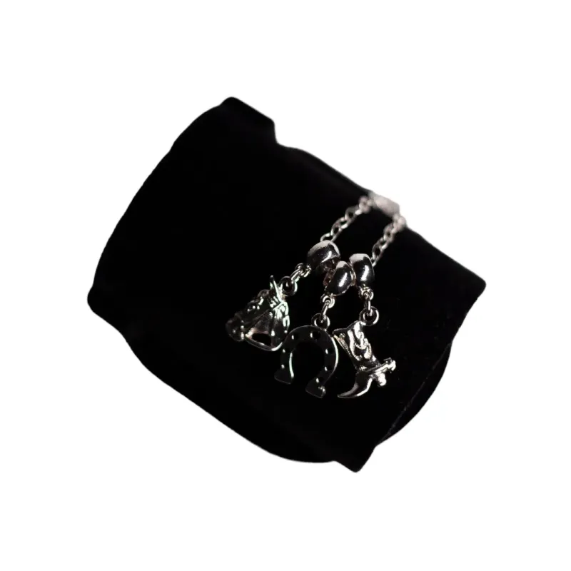 PULSEIRA GRUMET COM BOTA, FERRADURA, E CAVALO PENDURADO COM EXTENSOR-BANHADO A RÓDIO BRANCO PULSEIRA GRUMET COM BOTA, FERRADURA, E CAVALO PENDURADO COM EXTENSOR-BANHADO A RÓDIO BRANCO