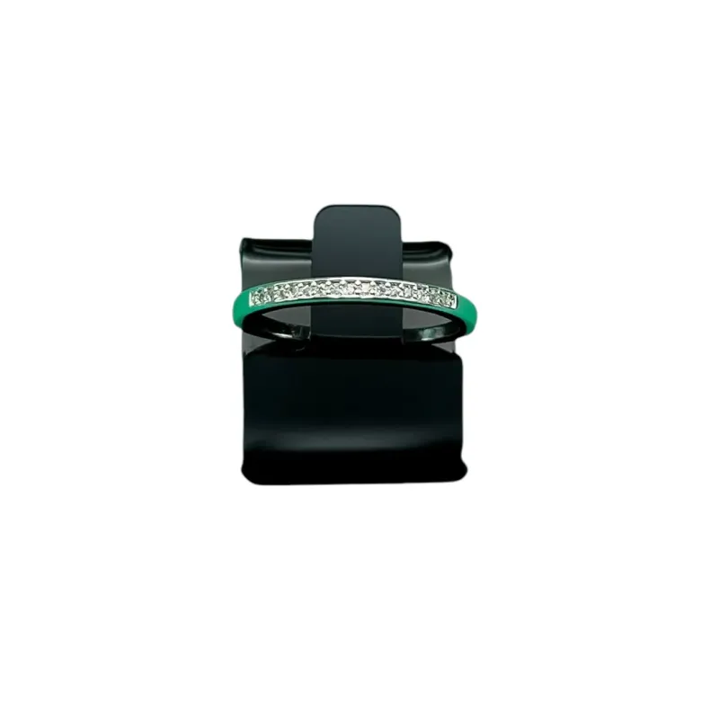 ANEL APARADOR COM CRAVAÇÃO DE MICRO ZIRCÔNIA CRISTAL FILEIRA UNICA Nº 20- BANHADO A PRATA 925 ANEL APARADOR COM CRAVAÇÃO DE MICRO ZIRCÔNIA CRISTAL FILEIRA UNICA Nº 20- BANHADO A PRATA 925