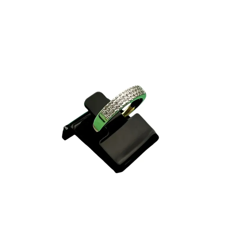 ANEL APARADOR COM FILEIRA TRIPLA CRAVEJADO COM MICRO ZIRCÔNIA CRISTAL Nº 23- BANHADO A OURO 18K ANEL APARADOR COM FILEIRA TRIPLA CRAVEJADO COM MICRO ZIRCÔNIA CRISTAL Nº 23- BANHADO A OURO 18K