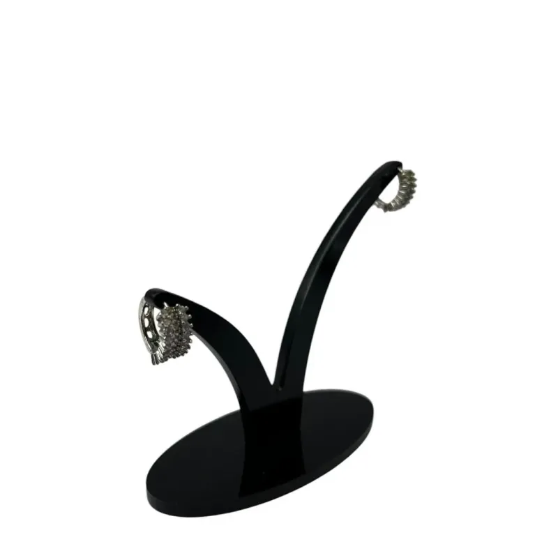 BRINCO ARGOLA COM FILEIRA TRIPLA DETALHADA COM ZIRCONIA CRISTAL GRANDE - BANHADO A RÓDIO BRANCO BRINCO ARGOLA COM FILEIRA TRIPLA DETALHADA COM ZIRCONIA CRISTAL GRANDE - BANHADO A RÓDIO BRANCO