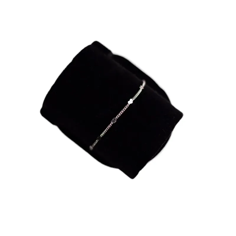 PULSEIRA ELO GRUMET EXTRA FINO COM MINI CORAÇÕES -  BANHADO A RÓDIO BRANCO PULSEIRA ELO GRUMET EXTRA FINO COM MINI CORAÇÕES -  BANHADO A RÓDIO BRANCO