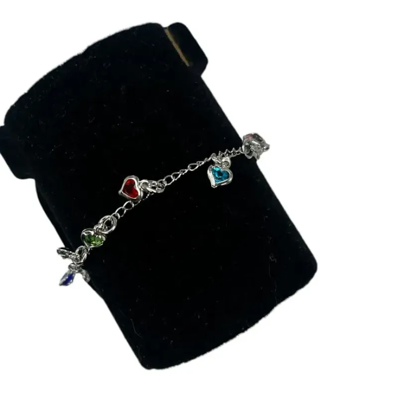 PULSEIRA GRUMET FINO COM CORAÇÕES COLORS E  COM MEDALHAS DE CORAÇÕES LISOS PENDURADO COM EXTENSOR - BANHADO A RÓDIO BRANCO PULSEIRA GRUMET FINO COM CORAÇÕES COLORS E  COM MEDALHAS DE CORAÇÕES LISOS PENDURADO COM EXTENSOR - BANHADO A RÓDIO BRANCO