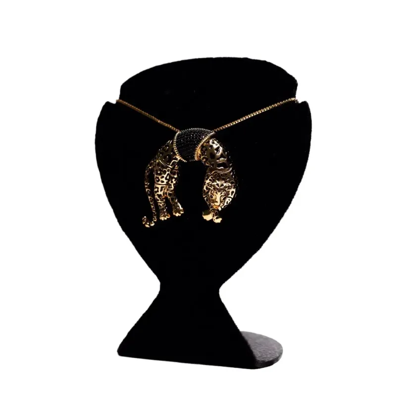 CORRENTE  PANTERA COM RESINA NEGRA LINHA ANIMALIA COM EXTENSOR - BANHADO A OURO 18K CORRENTE  PANTERA COM RESINA NEGRA LINHA ANIMALIA COM EXTENSOR - BANHADO A OURO 18K