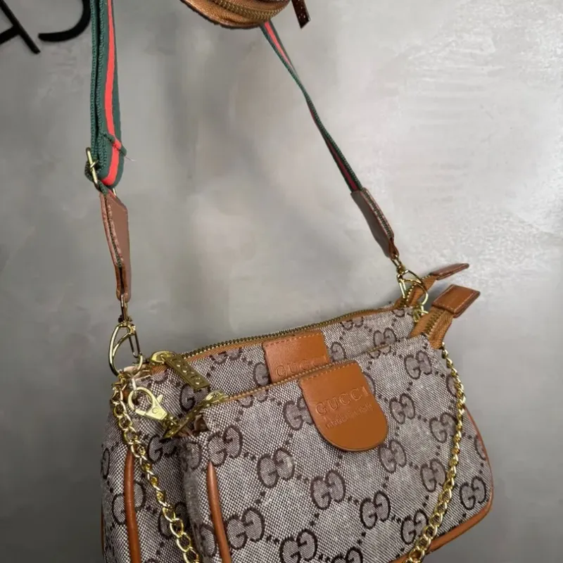 BOLSA REPLICA GUCCI TECIDO 3 EM 1 MARROM  E CINZA ACOMPANHA ALÇA TRASVERSAL BOLSA REPLICA GUCCI TECIDO 3 EM 1 MARROM  E CINZA ACOMPANHA ALÇA TRASVERSAL