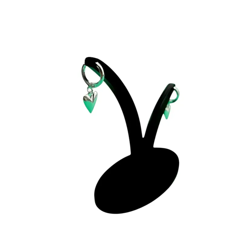 BRINCO ARGOLA CORAÇÃO ESTICADO PENDURADO LISO - BANHADO A PRATA 925 BRINCO ARGOLA CORAÇÃO ESTICADO PENDURADO LISO - BANHADO A PRATA 925