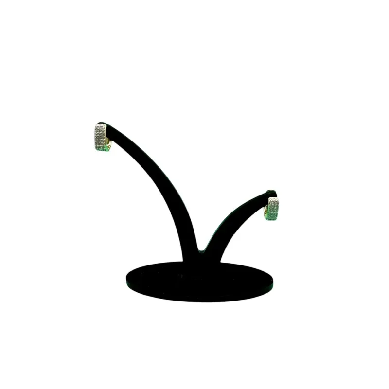 BRINCO ARGOLA MÉDIA QUADRADA ABAULADA CRAVEJADO COM MICRO ZIRCONIA CRISTAL- BANHADO A OURO 18K BRINCO ARGOLA MÉDIA QUADRADA ABAULADA CRAVEJADO COM MICRO ZIRCONIA CRISTAL- BANHADO A OURO 18K