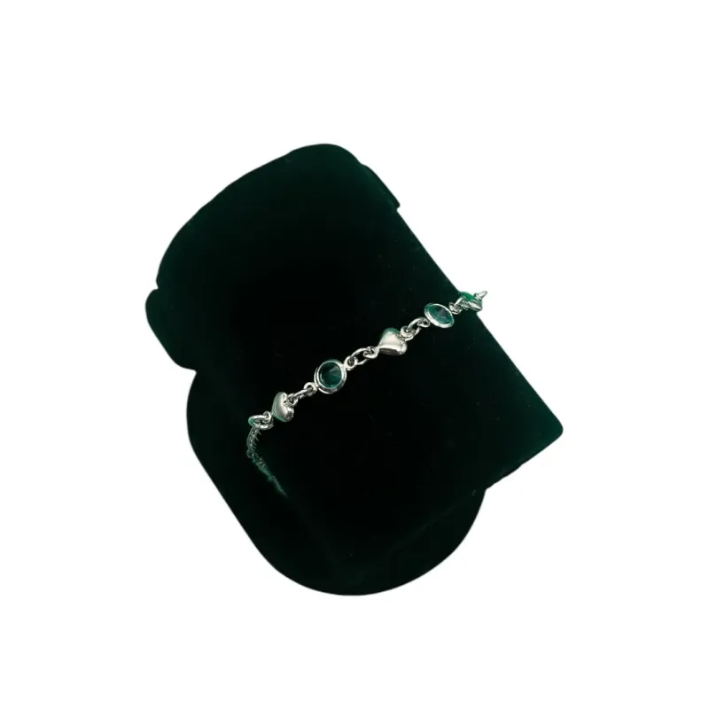 PULSEIRA ELO GRUMET FINO COM SEQUENCIA DE CORAÇÃO E ZIRCONIA VERDE - BANHADO A RODIO BRANCO PULSEIRA ELO GRUMET FINO COM SEQUENCIA DE CORAÇÃO E ZIRCONIA VERDE - BANHADO A RODIO BRANCO