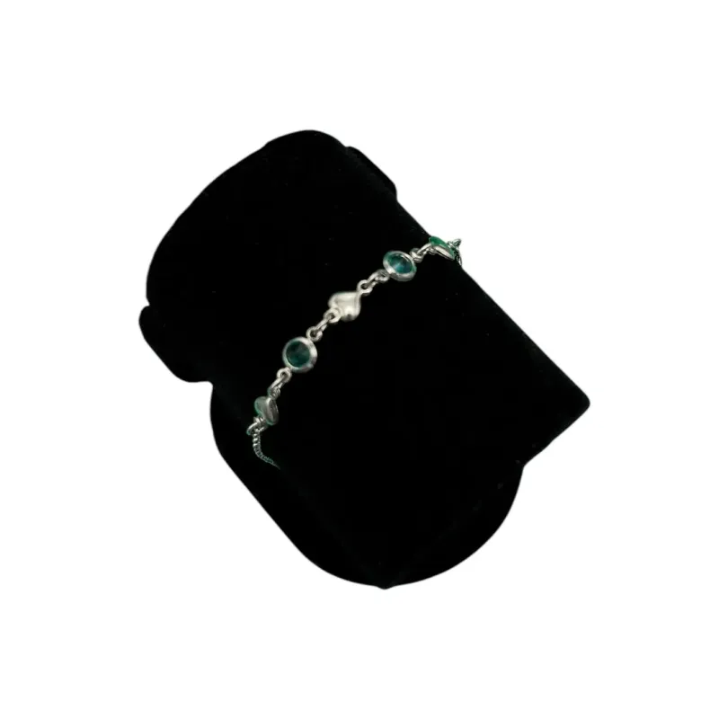 PULSEIRA ELO PORTUGUES FINO COM SEQUENCIA DE CORAÇÃO E ZIRCONIA VERDE DUPLA - BANHADO A RODIO BRANCO PULSEIRA ELO PORTUGUES FINO COM SEQUENCIA DE CORAÇÃO E ZIRCONIA VERDE DUPLA - BANHADO A RODIO BRANCO