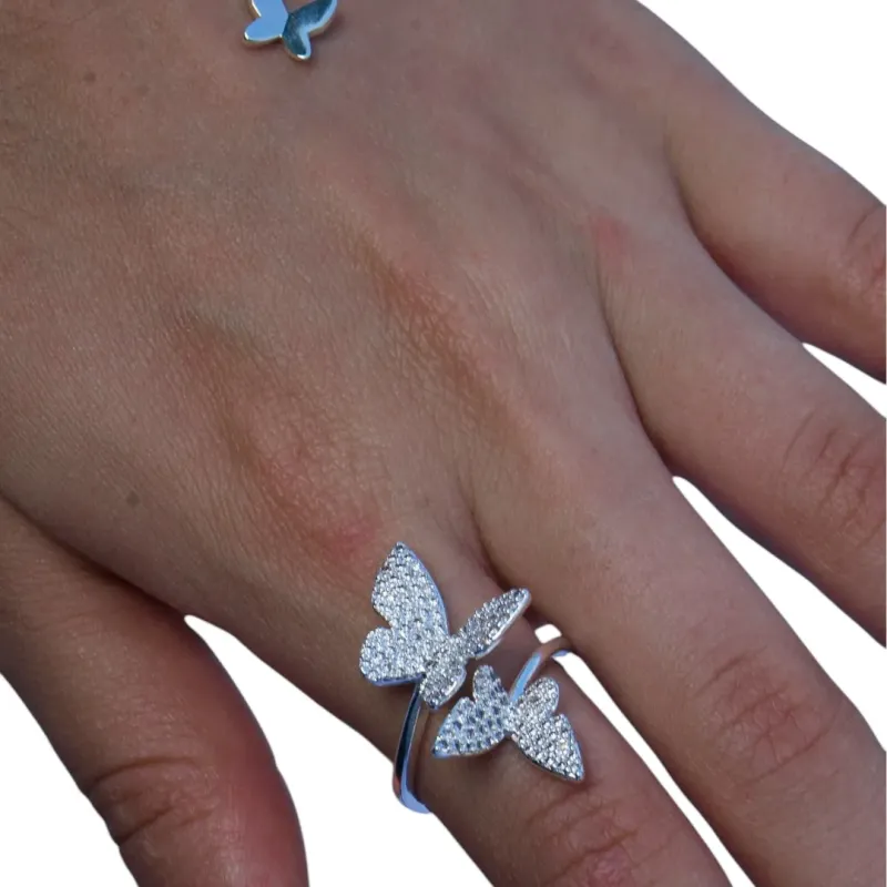 ANEL BORBOLETA DUPLA MÉDIA COM MICRO ZIRCONIA CRISTAL  Nº REGULAVEL- BANHADO A PRATA 925 ANEL BORBOLETA DUPLA MÉDIA COM MICRO ZIRCONIA CRISTAL  Nº REGULAVEL- BANHADO A PRATA 925