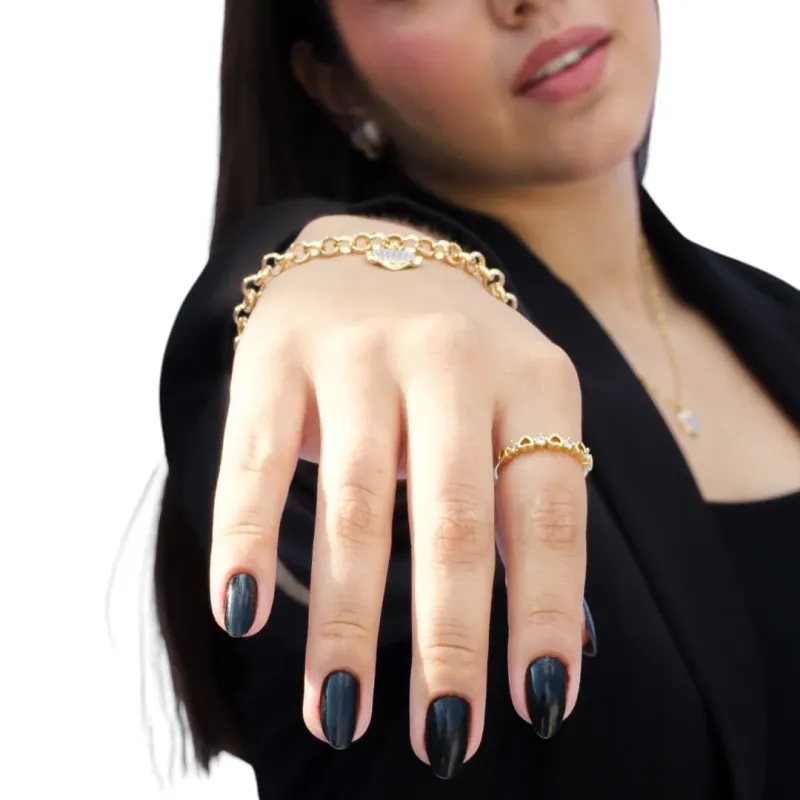 ANEL SEQUENCIA DE CORAÇOES VAZADOS PEQUENO COM PONTO DE LUZ  ZIRCONIA CRISTAL Nº 20- BANHADO A OURO 18K ANEL SEQUENCIA DE CORAÇOES VAZADOS PEQUENO COM PONTO DE LUZ  ZIRCONIA CRISTAL Nº 20- BANHADO A OURO 18K