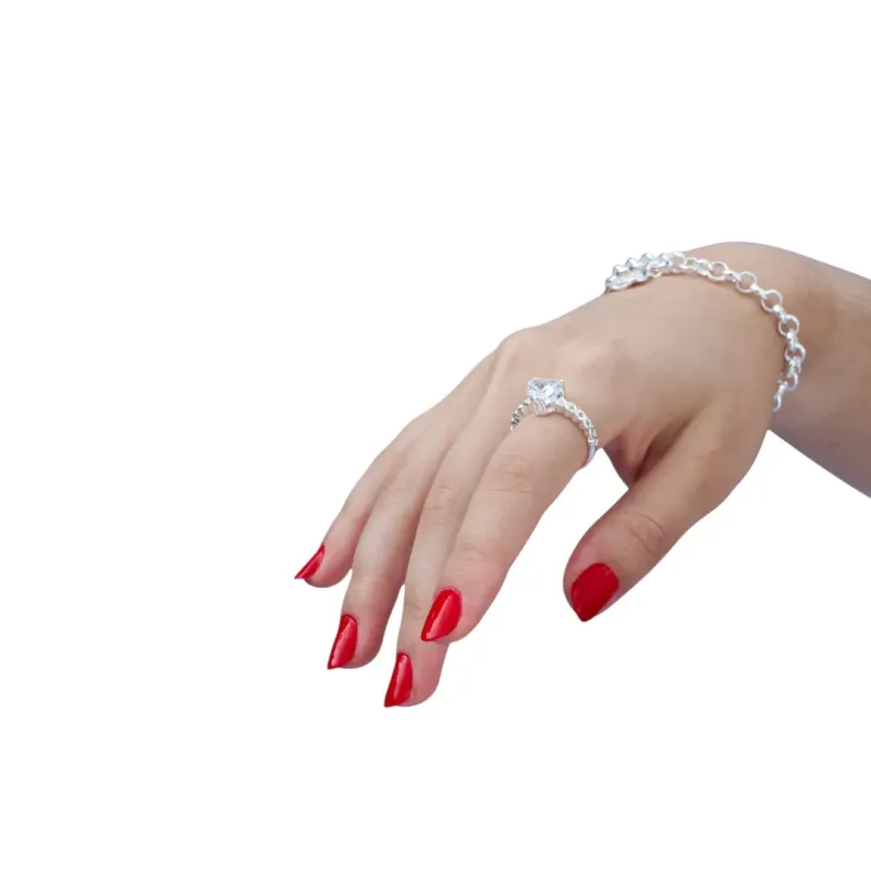 ANEL SOLITARIO COM CORAÇOES VAZADOS LISO E PEDRA CENTRAL ZIRCONIA CRISTAL CORAÇÃO Nº 20 BANHADO A PRATA 925 ANEL SOLITARIO COM CORAÇOES VAZADOS LISO E PEDRA CENTRAL ZIRCONIA CRISTAL CORAÇÃO Nº 20 BANHADO A PRATA 925