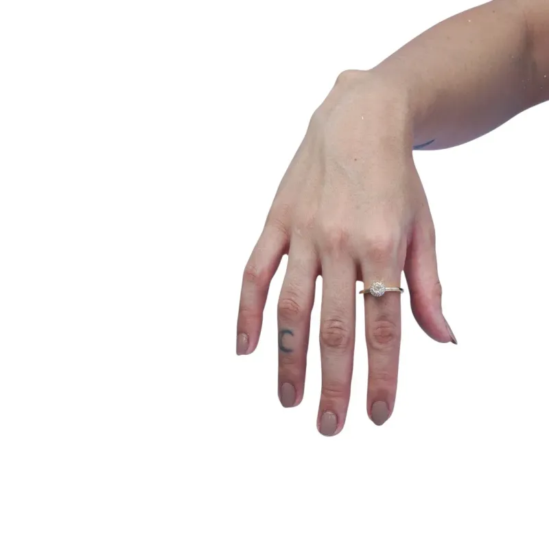 ANEL SOLITARIO COM PONTA E MICRO ZIRCONIA CRISTAL Nº 19- BANHADO A OURO 18K ANEL SOLITARIO COM PONTA E MICRO ZIRCONIA CRISTAL Nº 19- BANHADO A OURO 18K