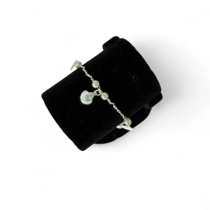 PULSEIRA COM PENDURICALHO CONCHA E PÉROLA E EXTENSOR - BANHADO A PRATA 925 PULSEIRA COM PENDURICALHO CONCHA E PÉROLA E EXTENSOR - BANHADO A PRATA 925