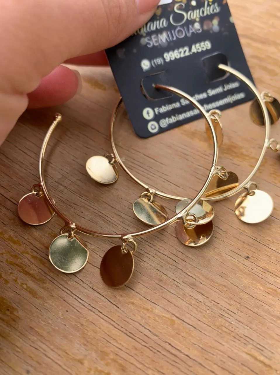 ARGOLA MEDALHAS PENDURADAS  - BANHADO A OURO 18K