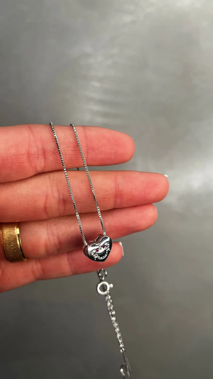 CORRENTE VENEZIANA PINGENTE FILHOS CORAÇÃO MENINA COLORS  COM EXTENSOR- BANHADO A RÓDIO BRANCO