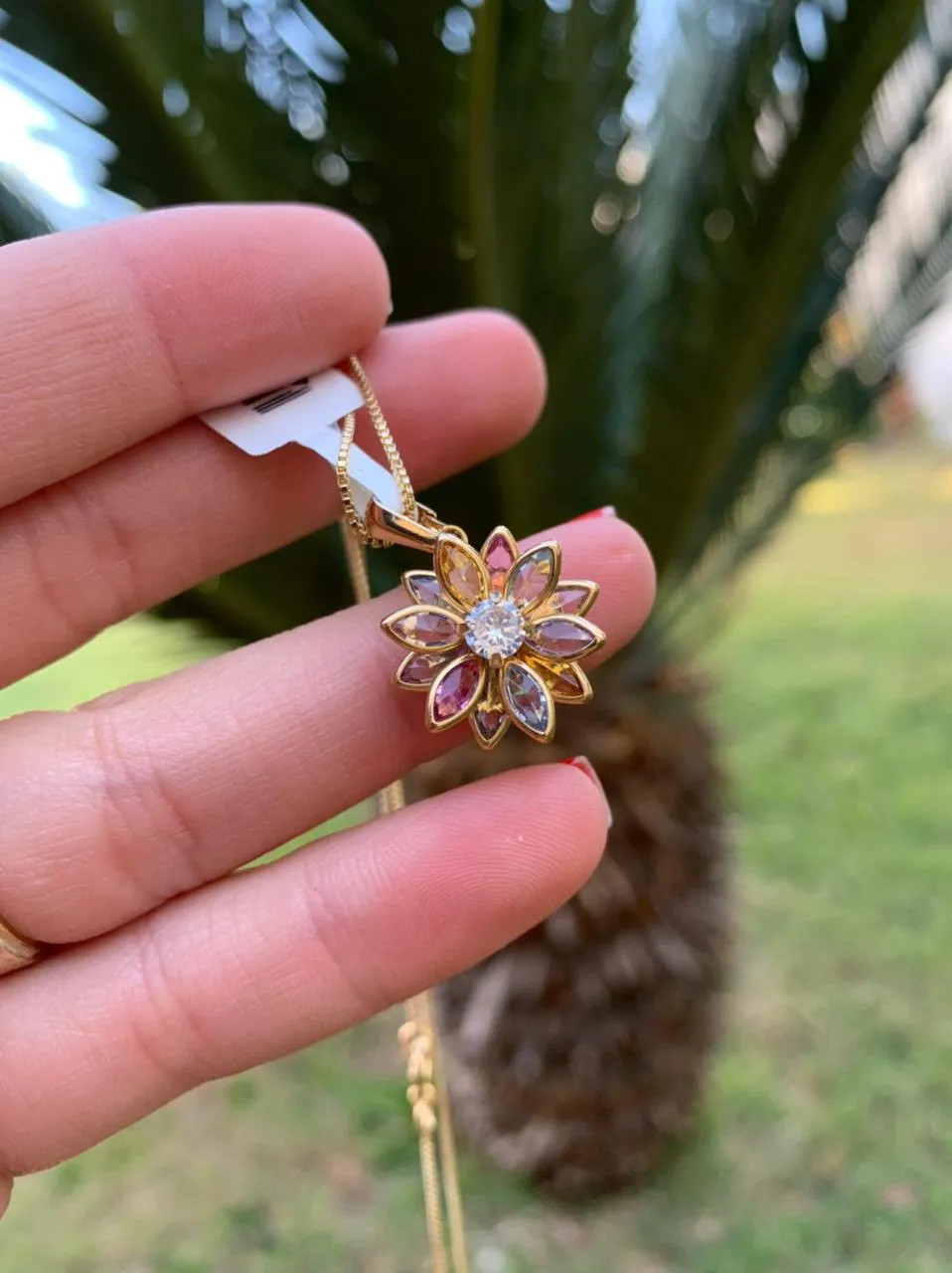CORRENTE COM FLOR DE LOTUS COLORS E CORRENTE VENEZIANA  - BANHADO A OURO 18K
