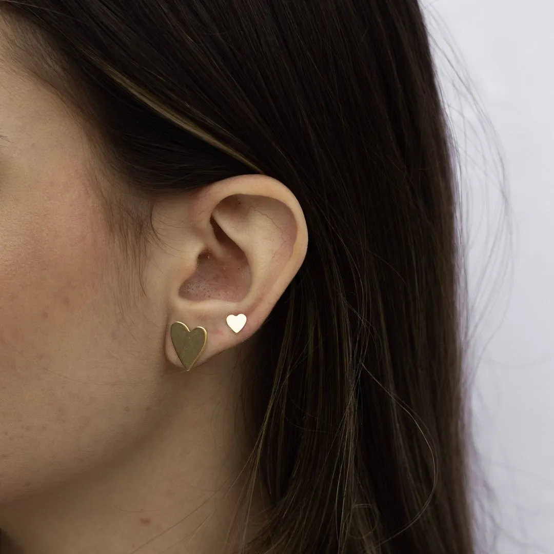 BRINCO CORAÇÃO COM PONTA LISO - BANHADO A OURO 18K