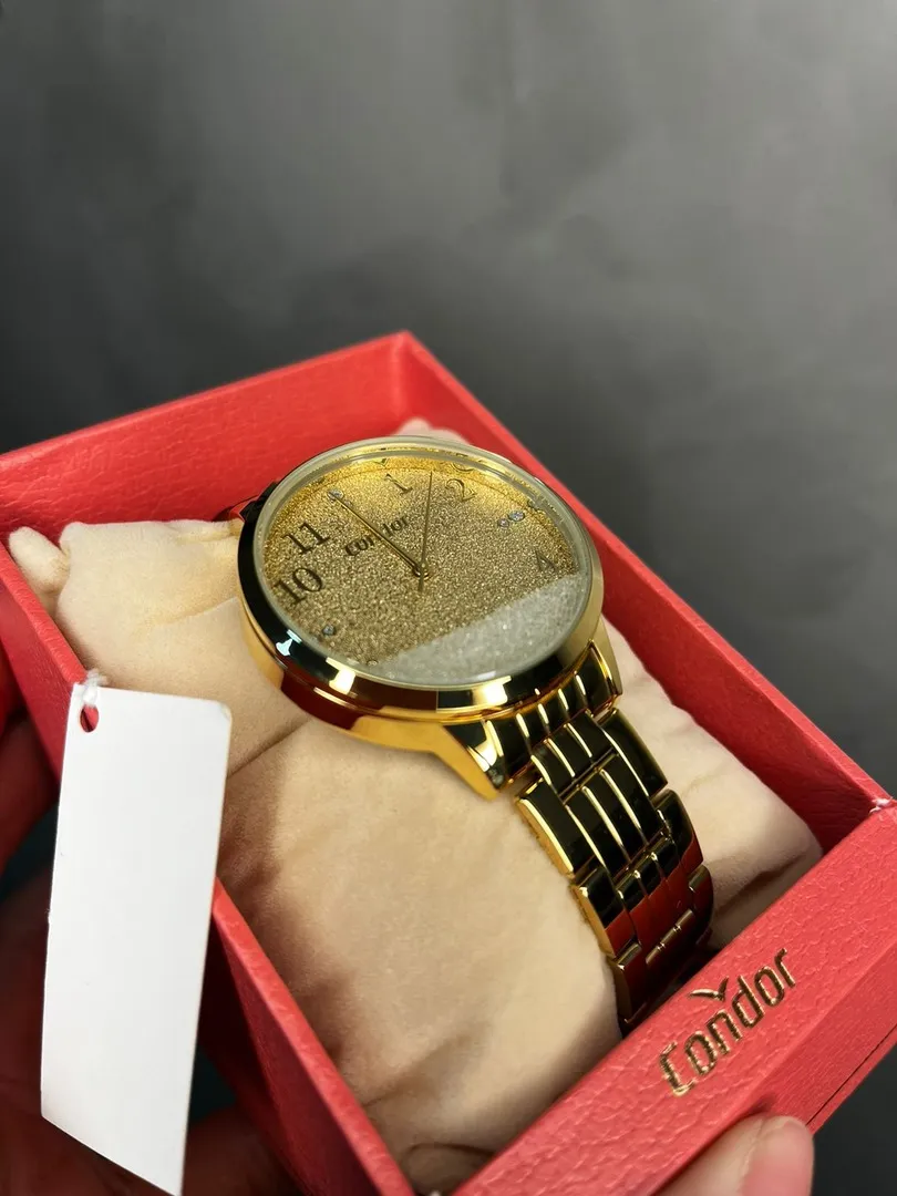RELÓGIO CONDOR FEMININO DOURADO COM BRILHO E ZIRCONIA E CRISTAIS SOLTOS CO2035NDC4X- COR DOURADA
