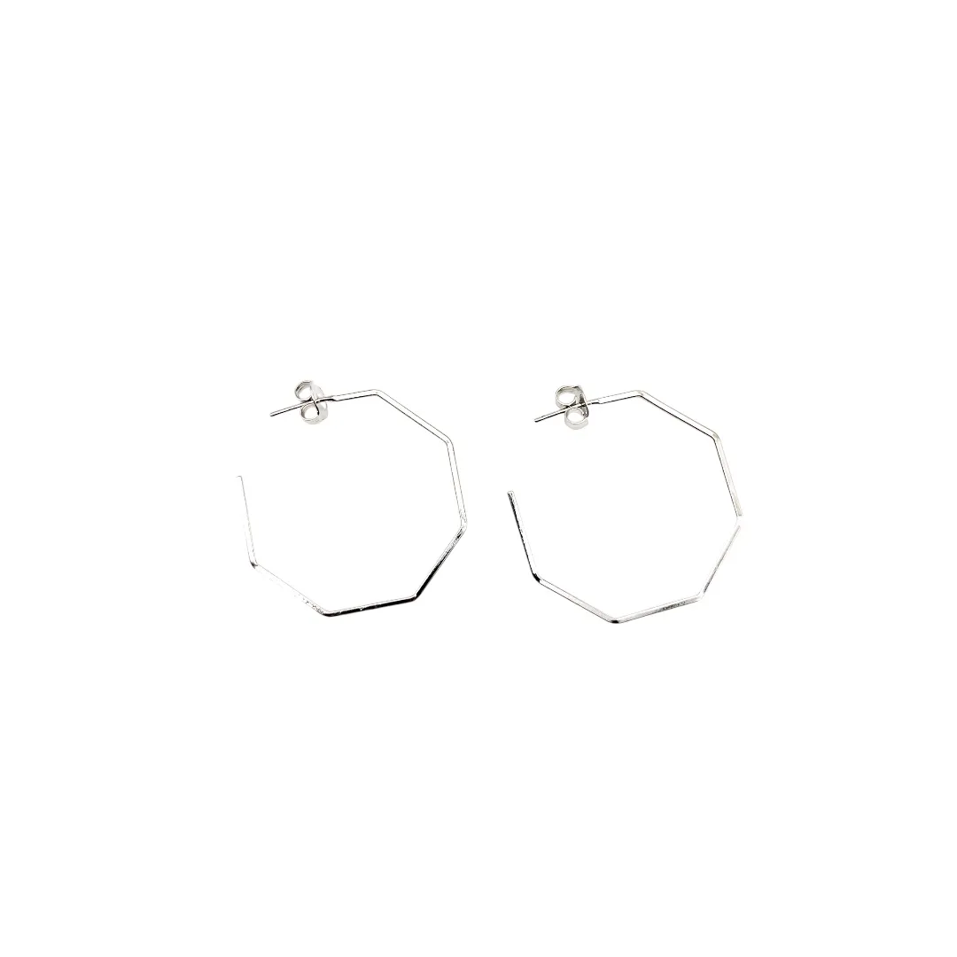 BRINCO ARGOLA LISA FORMA HEXÁGONO MÉDIA - BANHADO A RÓDIO BRANCO